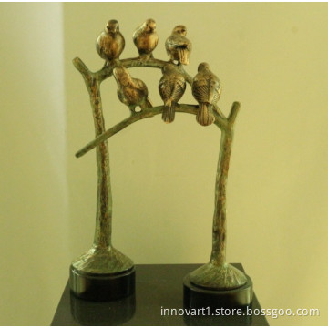outdoor and indoors resin sculpture